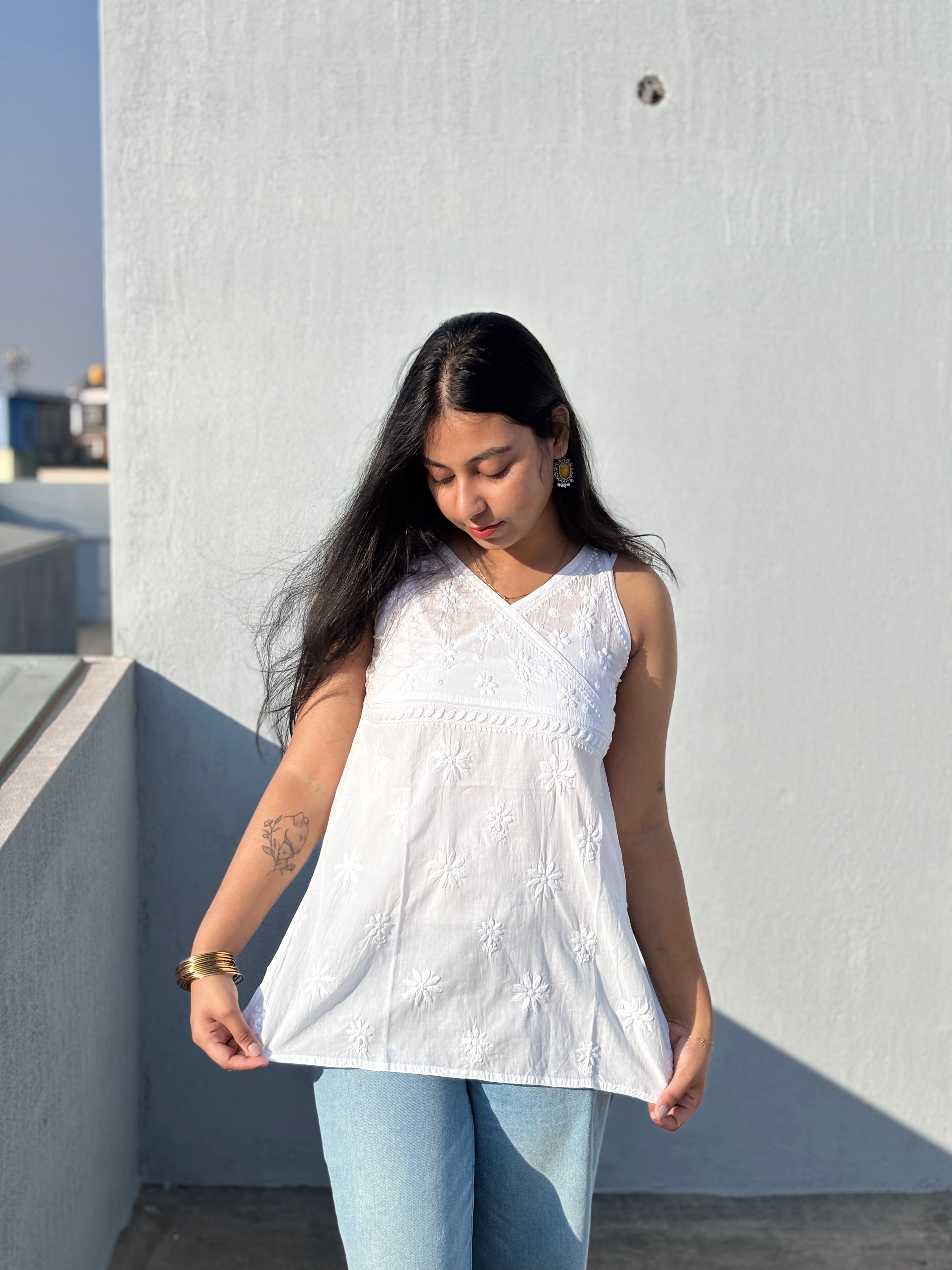 Short V Neck Kurti (Sleeveless)